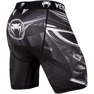 Venum - Pantalones Cortos de Compresión / Gladiator 3.0 / Negro / XL